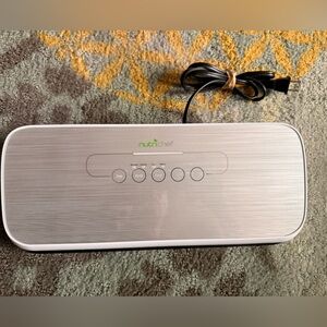 NUTRICHEF Silver Vacuum Sealer for Food Storage